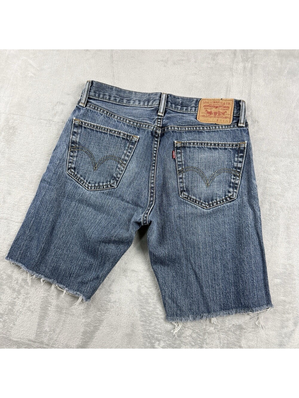 Levi’s 505 Men W30 Blue Denim Cutoff Shorts Straight Fit Raw Hem Jorts Y2K Retro